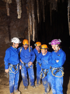 Cayuela - Por los pelos