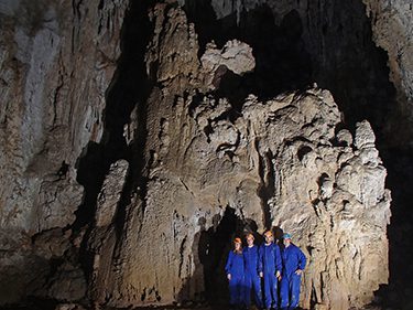 Cueva del Escalón